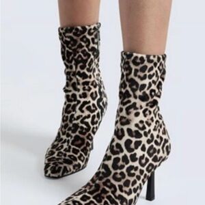 Steve Madden Leopard Print Heeled Ankle Boots Women’s 7.5 New No Box